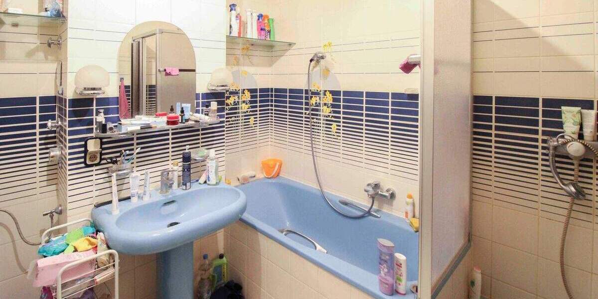 Großzügige 4-Zimmer-Wohnung mit Loggia & Tiefgarage - keine Erbpacht, top Lage! 4 zimmer