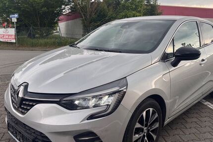 Renault Clio 99.000 km 11.900 &euro; Gernsheim 64579