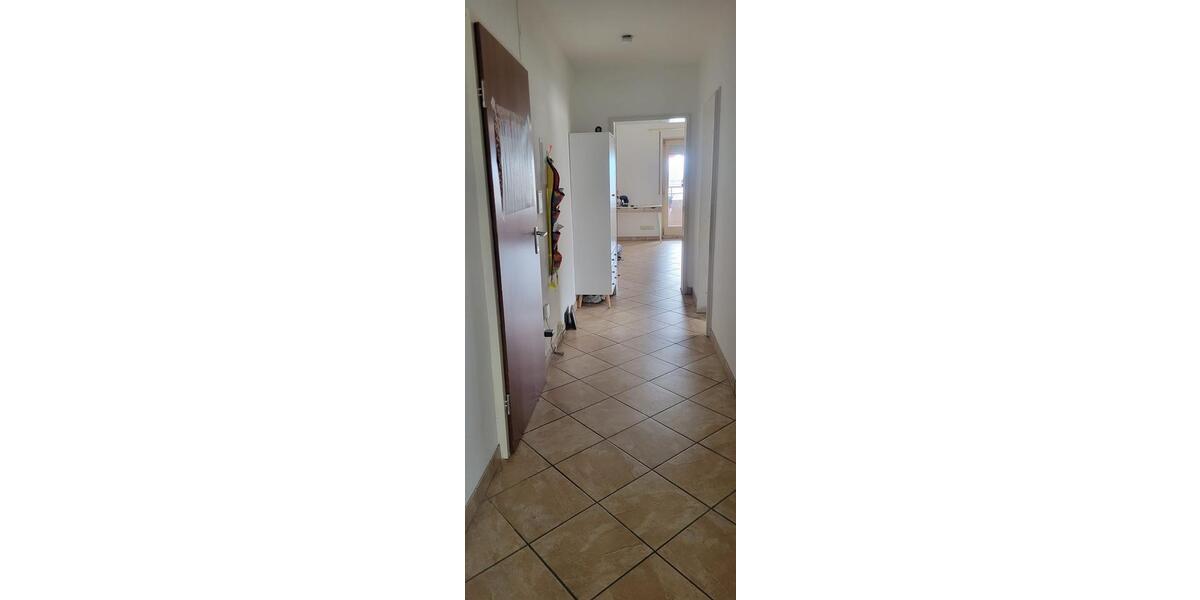 Etagenwohnung Ludwigshafen am Rhein Parkinsel - 3 Zimmer, 82 m&sup2;, 1.200&euro; | Angebot:26236203