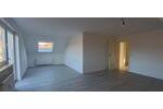 Dachgeschoßwohnung Schriesheim - 2.5 Zimmer, 73 m&sup2;, 940&euro; | Angebot:25311201