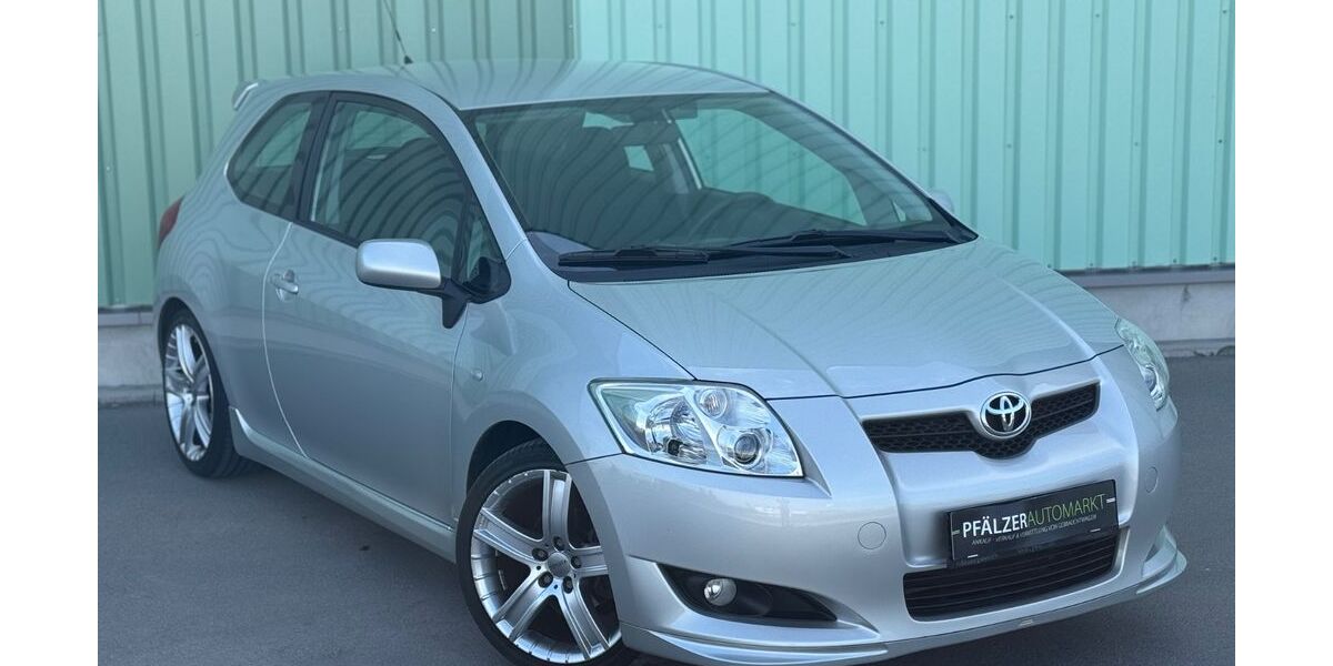Toyota Auris 106.000 km 6.999 &euro; Waldsee 67165