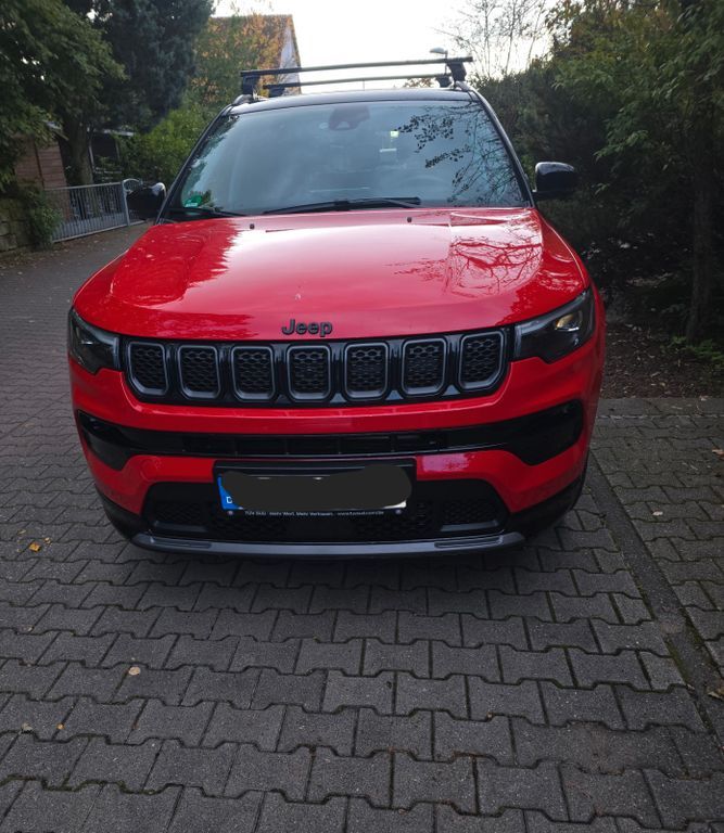 Jeep Compass 19.000 km 29.999 € Mannheim 68305