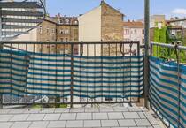 Helle und ruhige Wohnung mit Fahrstuhl im T-Quadrat Helle und ruhige Wohnung mit Fahrstuhl im T-Quadrat