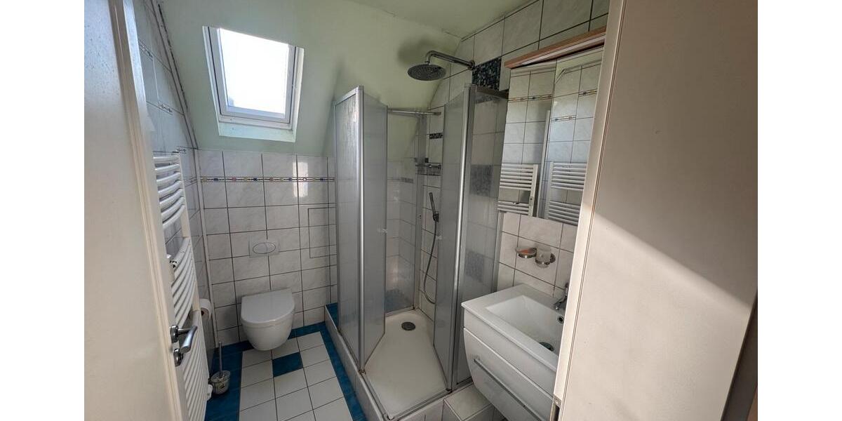 Dachgeschoßwohnung Ludwigshafen am Rhein Parkinsel - 3 Zimmer, 98 m&sup2;, 269.000&euro; | Angebot:26758770