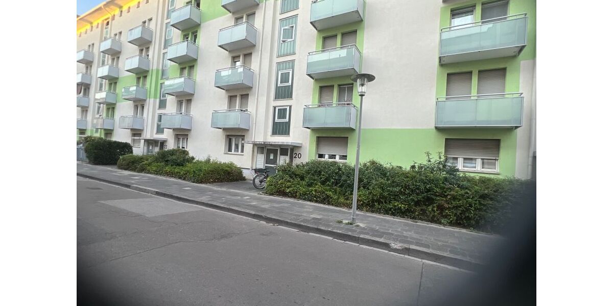 Provisionsfrei* LU -Süd 2 ZKB Luxus-modern kernsaniert Nähe Parkinsel im sanierten Mehrfamilienhaus - Etagenwohnung Ludwigshafen Parkinsel | Angebot:27230480