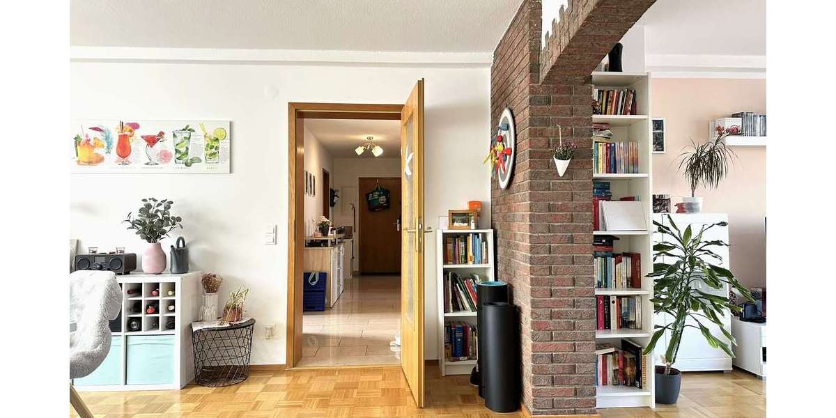 Etagenwohnung Weinheim - 3 Zimmer, 105 m&sup2;, 1.050&euro; | Angebot:26289805
