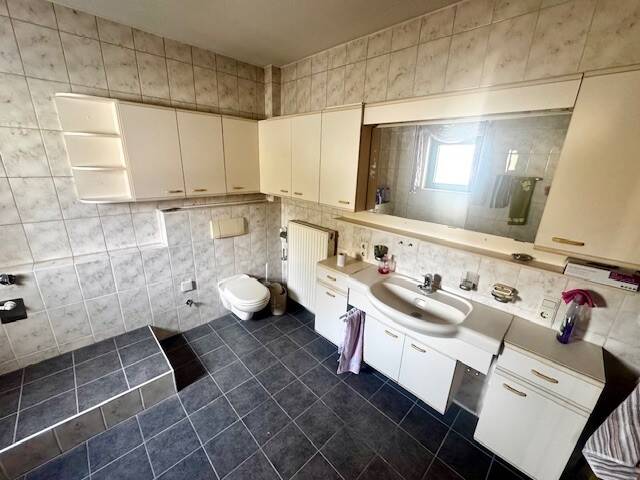 Mehrfamilienhaus, Wohnhaus Mannheim Seckenheim - 9 Zimmer, 234 m&sup2;, 635.000&euro; | Angebot:26081186