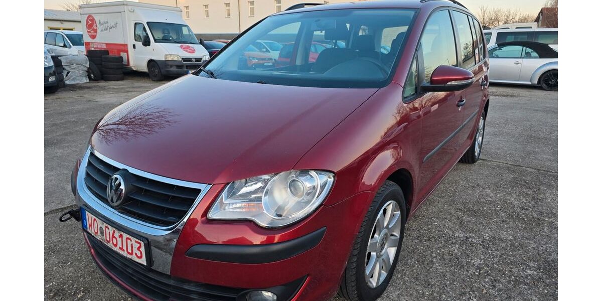 VW Touran 213.700 km 4.990 &euro; Worms 67551