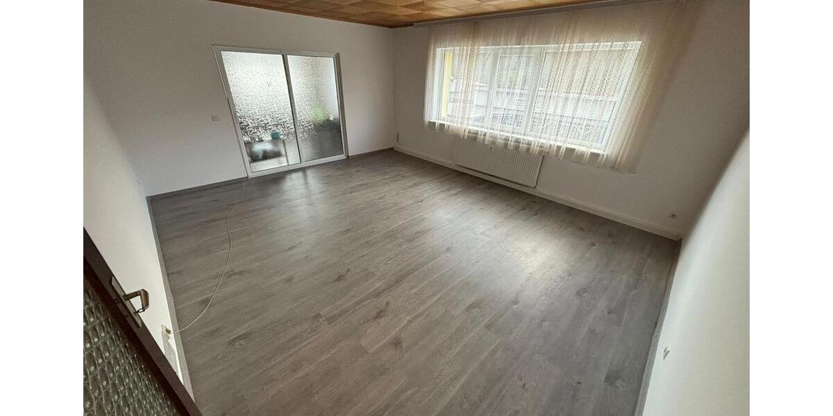 Etagenwohnung Wald-Michelbach Michelbach - 1 Zimmer, 165 m&sup2;, 1.300&euro; | Angebot:24490381