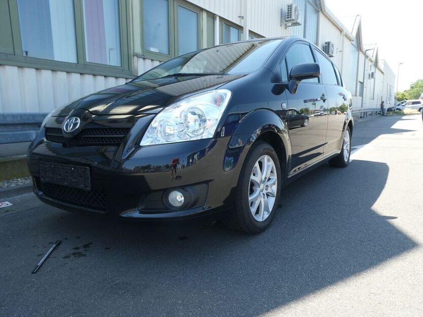 Corolla Verso