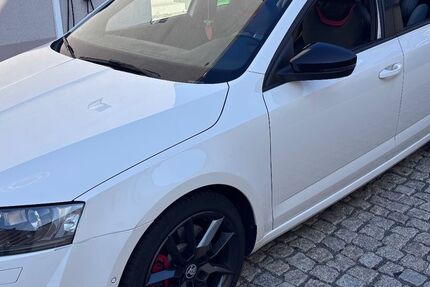 Skoda Octavia 180.000 km 11.700 € Haßloch 67454