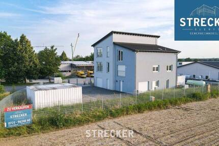 Vielseitig nutzbares Gewerbeanwesen in Lingenfeld zimmer