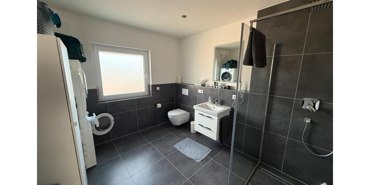 Dachgeschoßwohnung Walldorf - 3 Zimmer, 87 m&sup2;, 419.000&euro; | Angebot:24783953