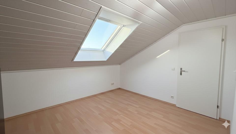 Dachgeschoßwohnung Gorxheimertal - 4.5 Zimmer, 110 m&sup2;, 235.000&euro; | Angebot:25137992