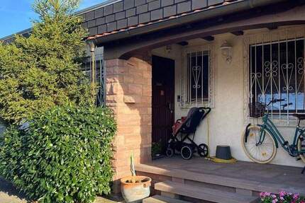 Haus Ludwigshafen am Rhein Pfingstweide - 9 Zimmer, 259 m&sup2;, 439.000&euro; | Angebot:25706334