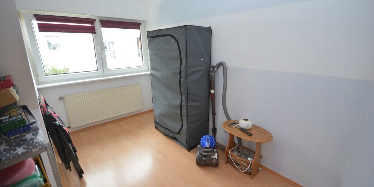 RESERVIERT Haßloch Eigentumswohnung incl. TG Stellplatz , Keller usw. - Dachgeschoßwohnung Hassloch | Angebot:25044236