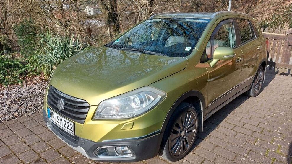 (SX4) S-Cross