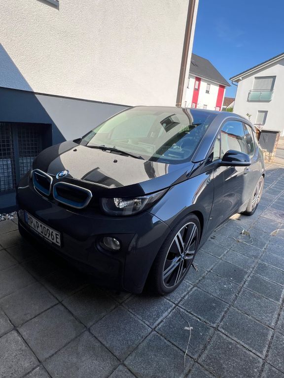 i3