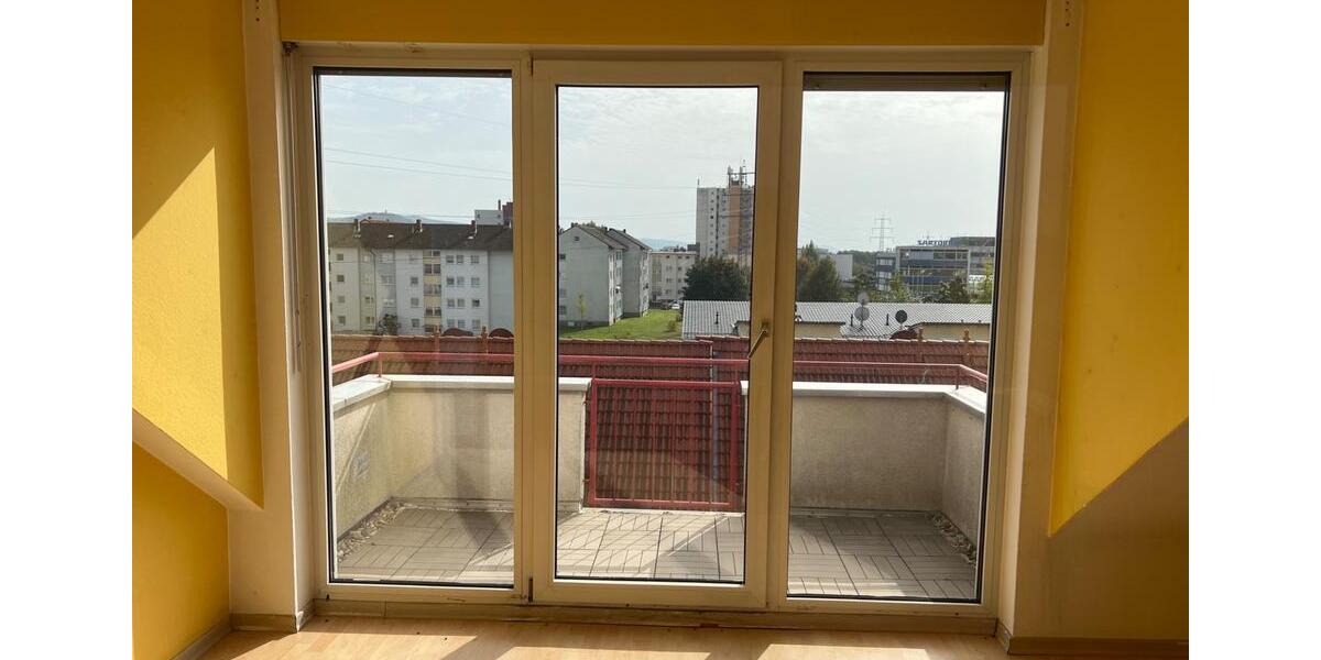 Dachgeschoßwohnung Bensheim - 3 Zimmer, 67 m&sup2;, 900&euro; | Angebot:27620921