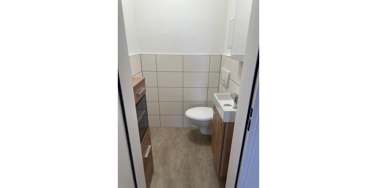 Etagenwohnung Bensheim - 3 Zimmer, 94 m&sup2;, 1.600&euro; | Angebot:26020918