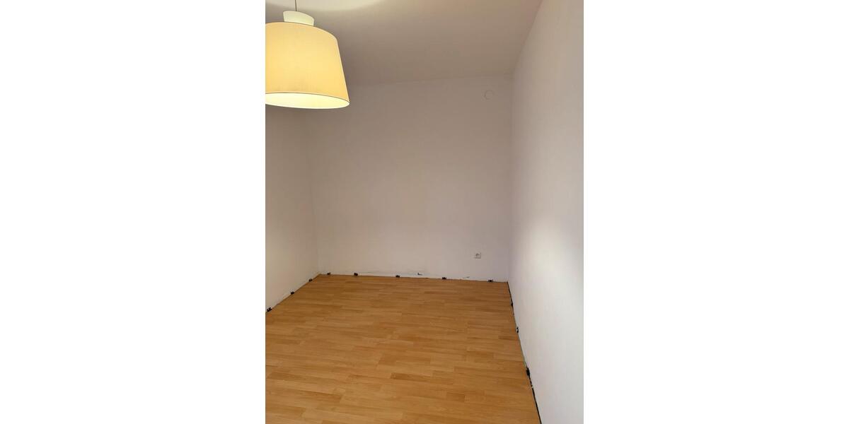 Erdgeschoßwohnung Mannheim Gartenstadt - 3 Zimmer, 95 m&sup2;, 1.200&euro; | Angebot:24787172