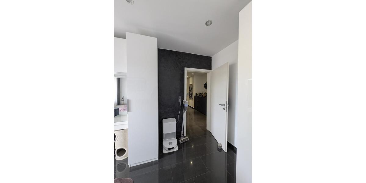 Etagenwohnung Ludwigshafen am Rhein Parkinsel - 3 Zimmer, 80 m&sup2;, 285.000&euro; | Angebot:24111145