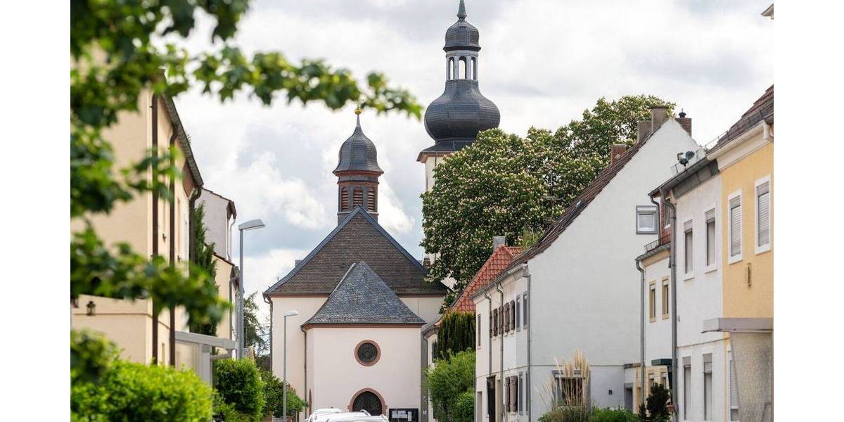 Reihenendhaus Worms Hochheim - 7 Zimmer, 164 m&sup2;, 599.000&euro; | Angebot:26731084