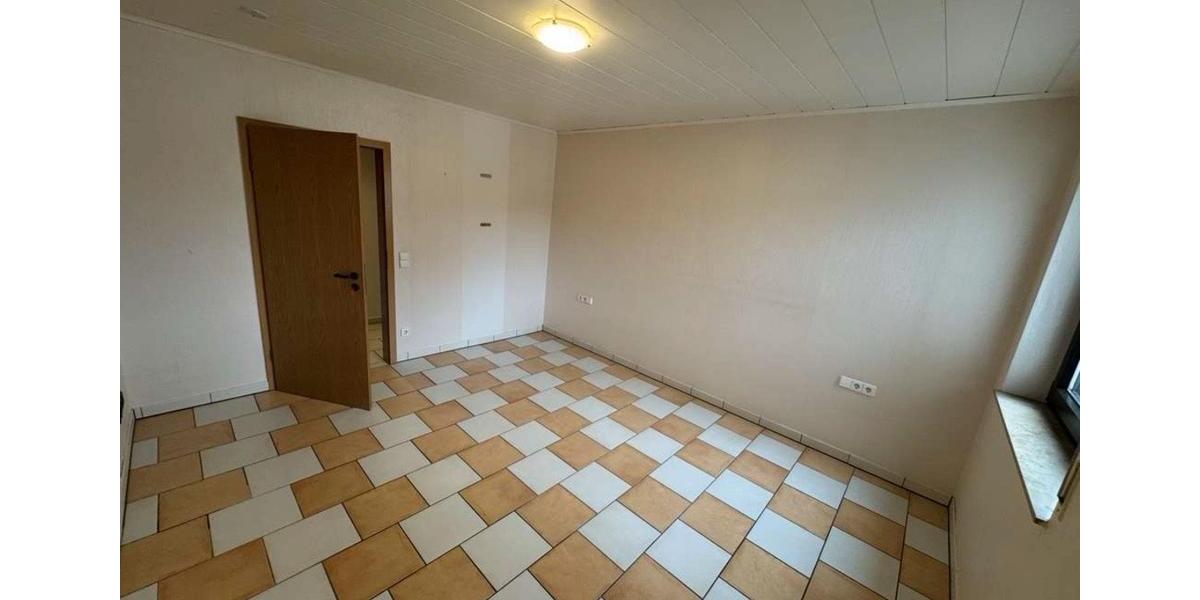 Maisonettenwohnung Ludwigshafen am Rhein Edigheim - 5 Zimmer, 130 m&sup2;, 1.850&euro; | Angebot:25655461