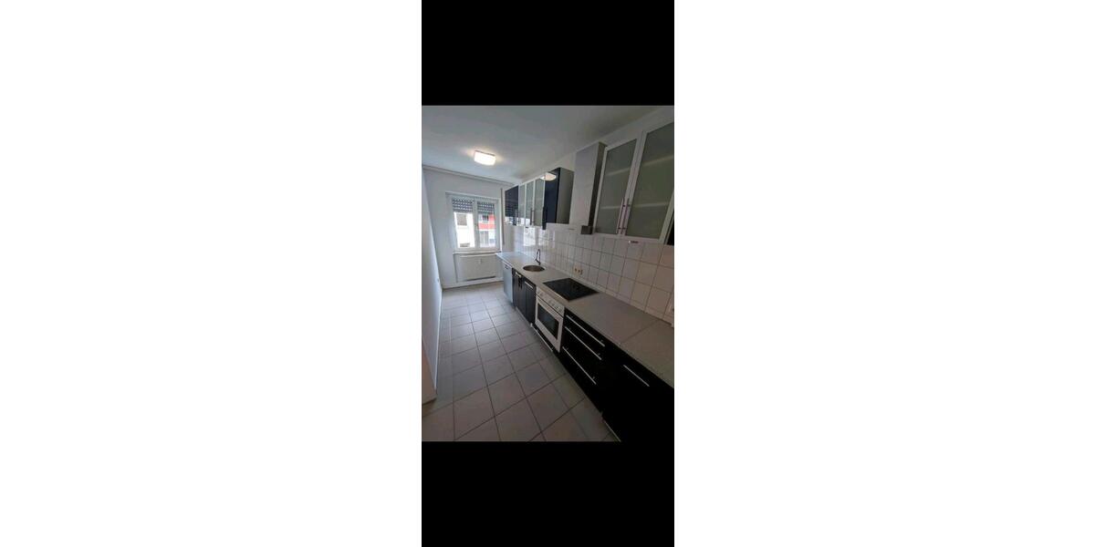 Etagenwohnung Ludwigshafen am Rhein Ludwigshafen-Hemshof - 3 Zimmer, 60 m&sup2;, 990&euro; | Angebot:26062251