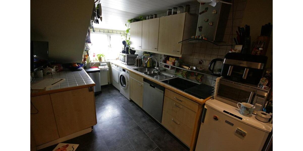 Dachgeschoßwohnung Ludwigshafen am Rhein Parkinsel - 4 Zimmer, 100 m&sup2;, 400.000&euro; | Angebot:26706806