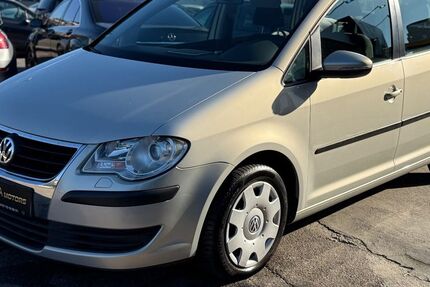 VW Touran 156.075 km 5.999 &euro; Mannheim 68169
