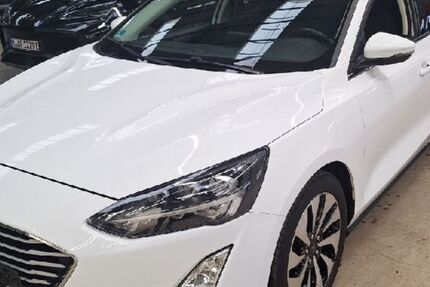 Ford Focus 207.000 km 8.330 &euro; Heidelberg 69123
