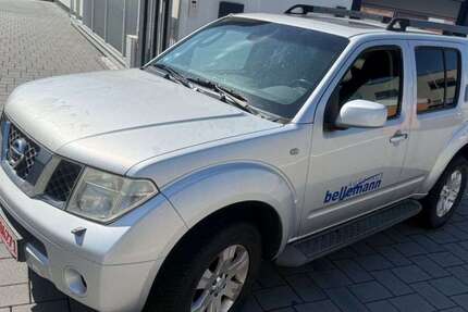 Nissan Pathfinder 231.000 km 4.700 &euro; Speyer 67346