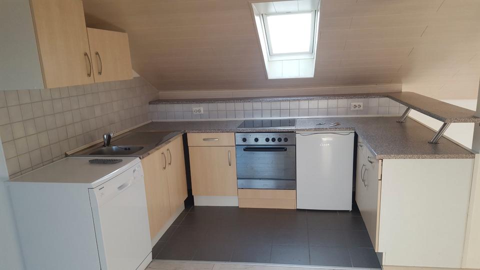 Dachgeschoßwohnung Schwetzingen - 2 Zimmer, 44 m&sup2;, 500&euro; | Angebot:26059746