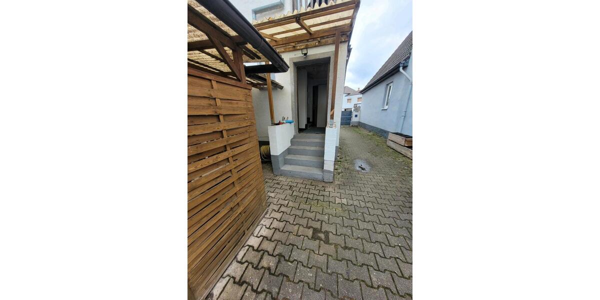 Erdgeschoßwohnung Lampertheim - 2 Zimmer, 55 m&sup2;, 700&euro; | Angebot:25552237