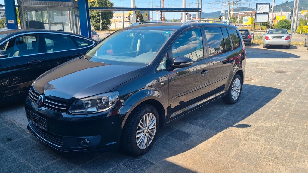 VW Touran 95.000 km 10.600 &euro; Heidelberg 69115