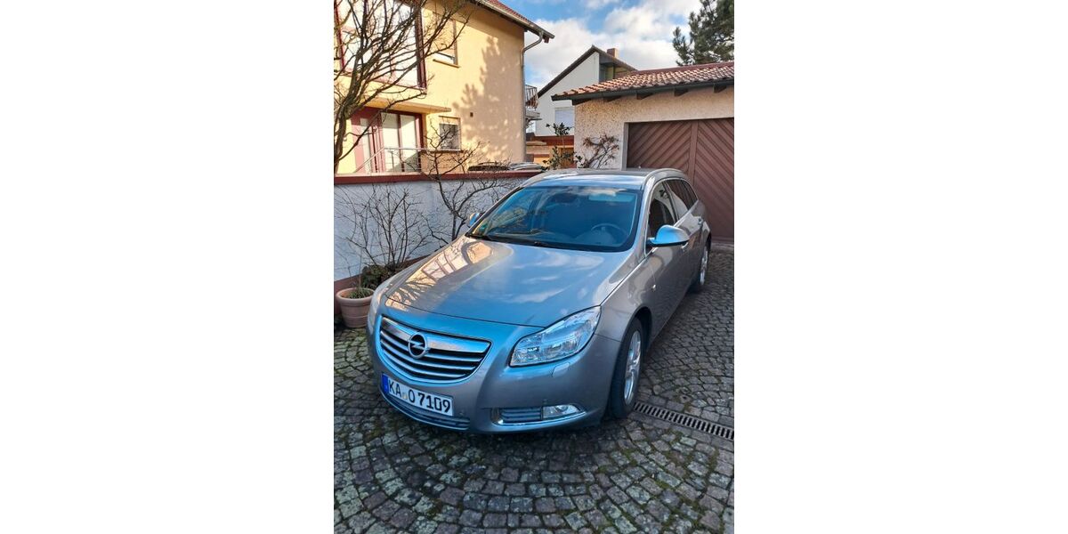 Opel Insignia 198.000 km 4.100 &euro; Oberhausen-Rheinhausen 68794