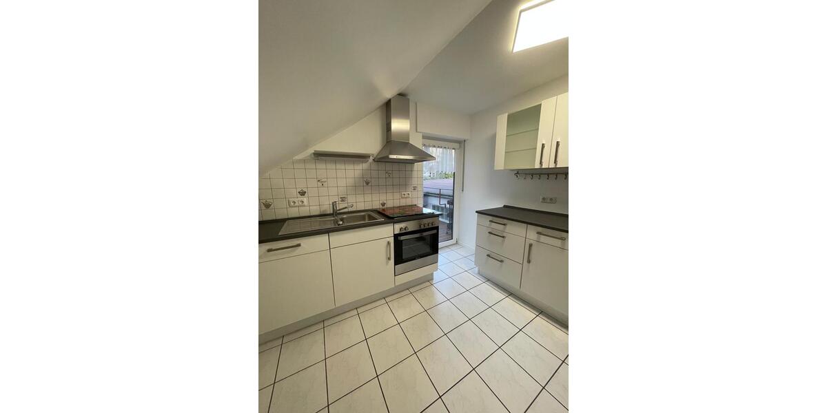 Dachgeschoßwohnung Mörlenbach - 4 Zimmer, 76 m&sup2;, 1.190&euro; | Angebot:26591147