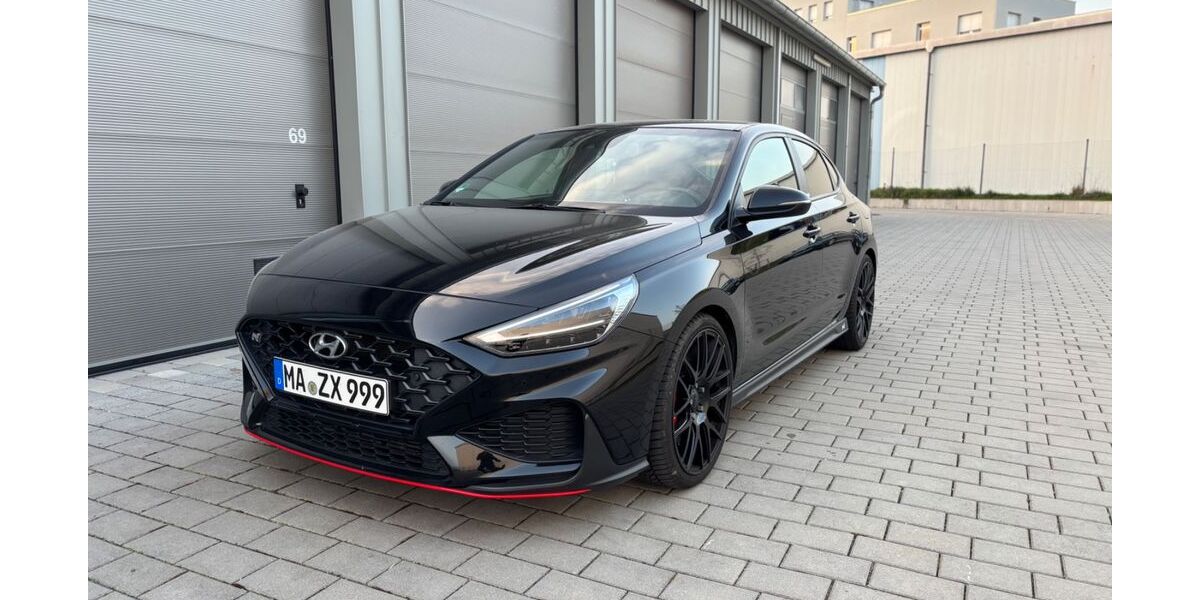 Hyundai i30 68.500 km 27.990 &euro; Mannheim 68219