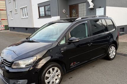 VW Touran 194.000 km 7.100 &euro; Waghäusel 68753