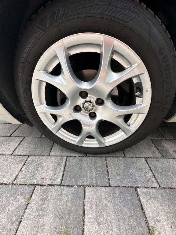 Alfa Romeo MiTo 73.000 km 7.400 € Limburgerhof 67117