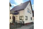 Schnell besichtigen | Freistehendes 2-Familienhaus mit Garage