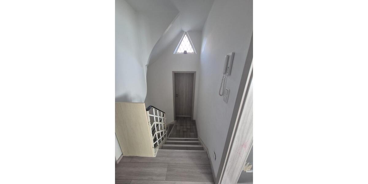 Etagenwohnung Bensheim - 4 Zimmer, 95 m&sup2;, 1.300&euro; | Angebot:26165611