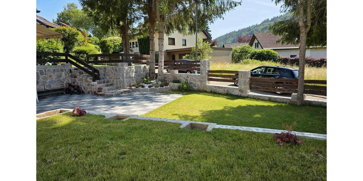 Doppelhaushälfte Neckargemünd - 5 Zimmer, 163 m&sup2;, 2.100&euro; | Angebot:24769704