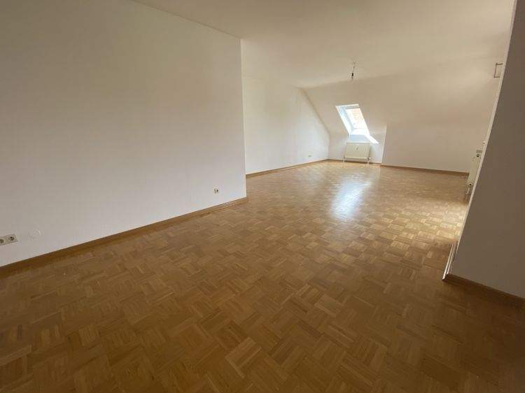 Etagenwohnung Mannheim / Rheinau Rheinau - 2 Zimmer, 75 m&sup2;, 225.000&euro; | Angebot:24646811