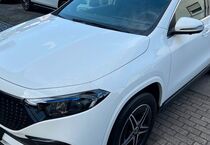 Mercedes EQA