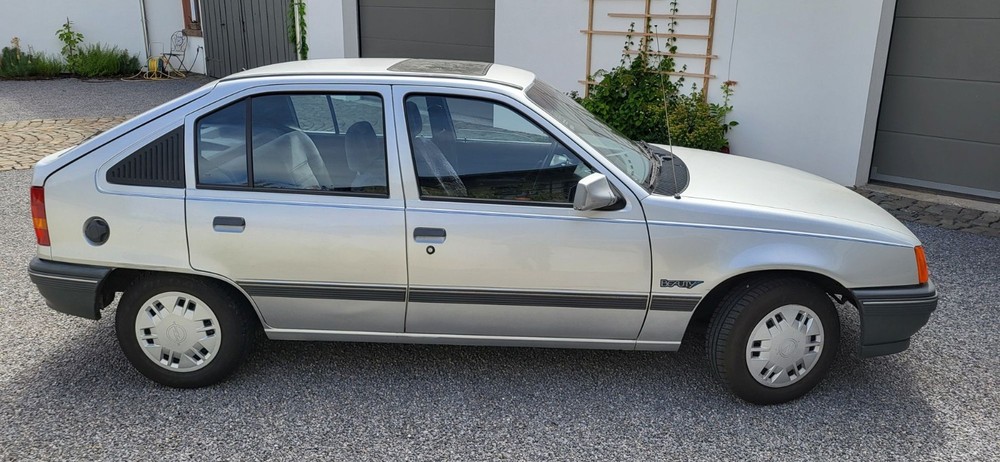 Opel Kadett E 13.300 km 3.950 &euro; Weisenheim am Berg 67273