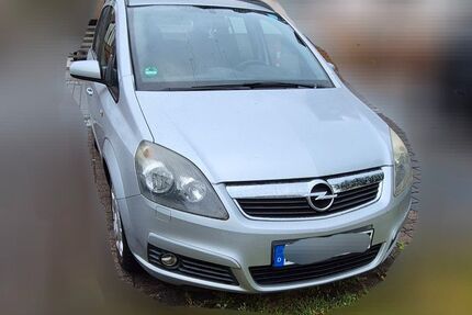 Opel Zafira 260.000 km 2.000 &euro; Fürth 64658
