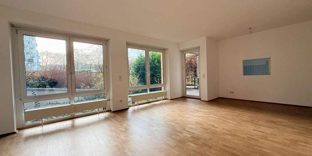 Lindenhof - Renovierte Barrierefreie Erdgeschoss Wohnung mit Terrasse 2 zimmer
