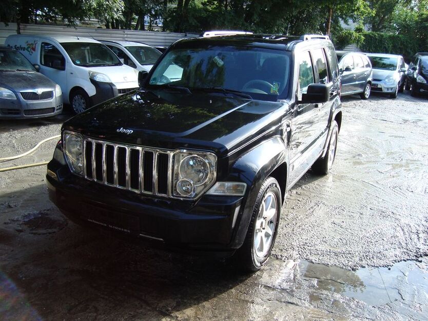 Jeep Cherokee 234.876 km 3.650 € Mannheim 68309